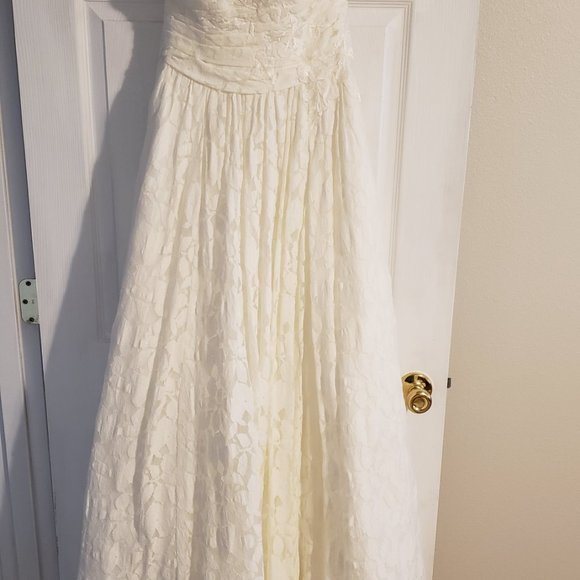 David's Bridal Galina Ballgown Wedding Dress. Sz 4. Soft White - Picture 2 of 5